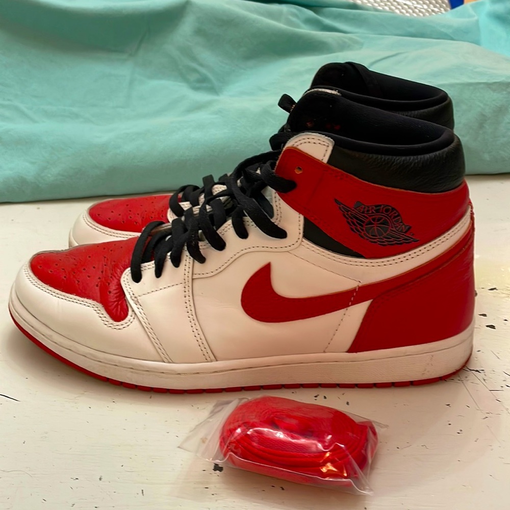 AIR JORDAN 1 RETRO HIGH OG 'HERITAGE'